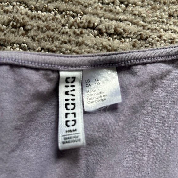 PURPLE LONG SLEEVE - Size XL - Picture 2 of 3